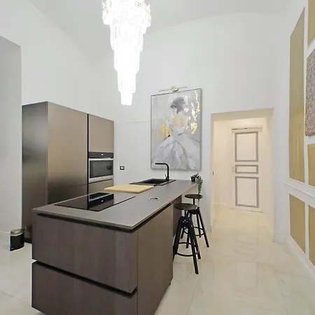 Lägenhet Principe Amedeo Piano Terra *