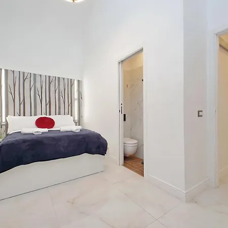 Principe Amedeo Piano Terra Lägenhet Rom