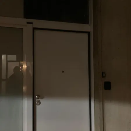 Principe Amedeo Piano Terra Lägenhet