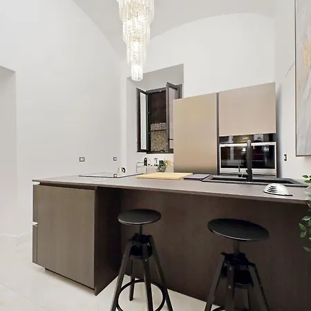 Principe Amedeo Piano Terra Lägenhet