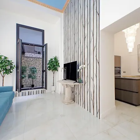 Lägenhet Principe Amedeo Piano Terra