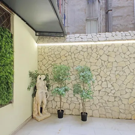 Principe Amedeo Piano Terra Lägenhet Rom