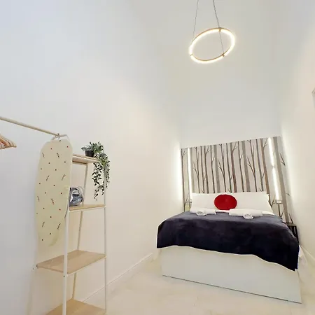 Lägenhet Principe Amedeo Piano Terra Rom